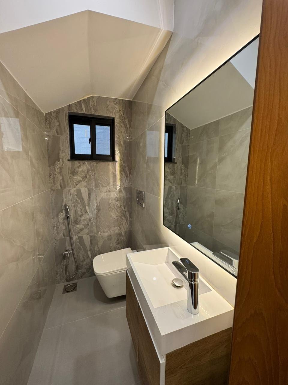 5 Marla Beautiful House for Rent in Bahria Town Lahore Near Ring Road