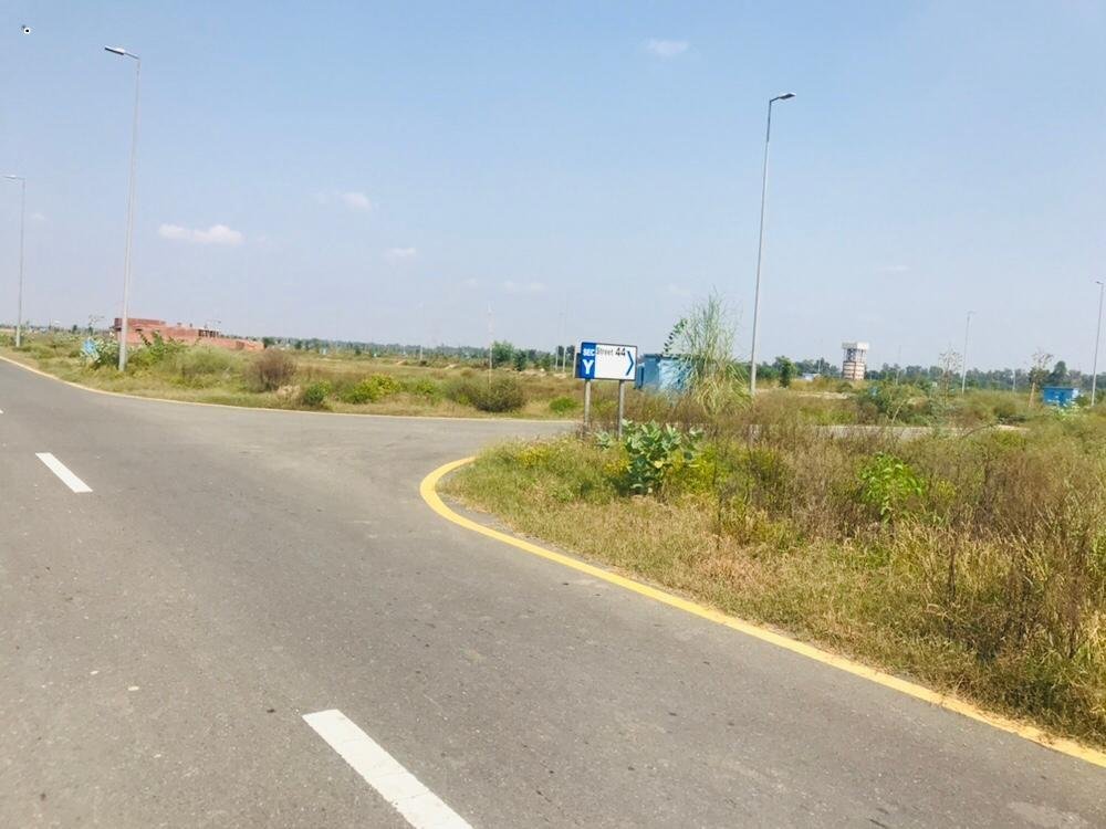 1000 Sq Yards Plot for Sale in Bahria Town Karachi Precinct 7