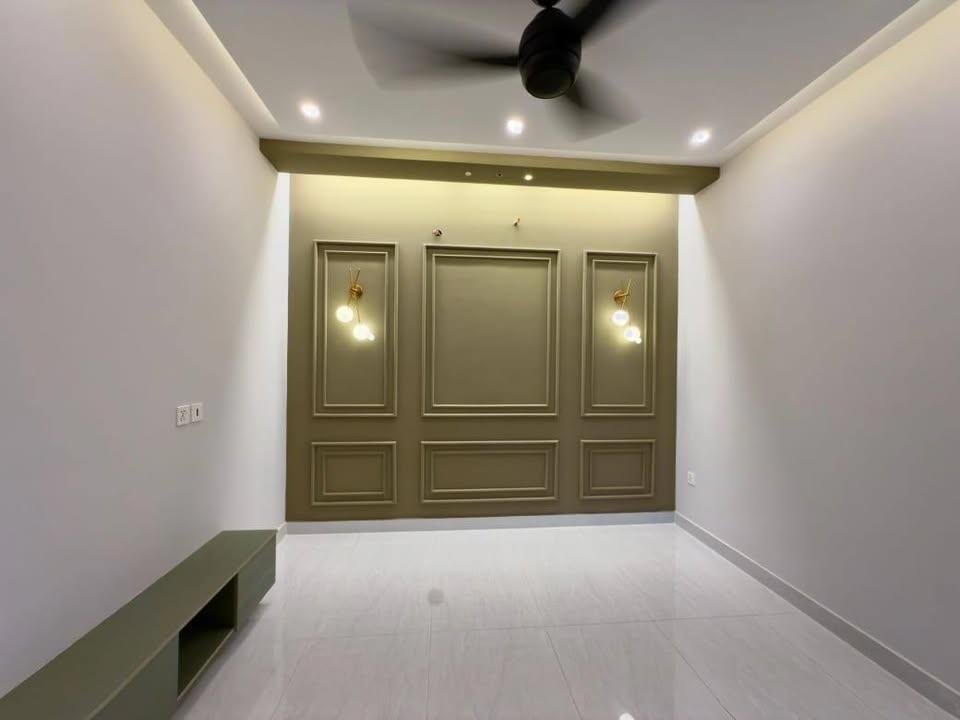 5 Marla Brand New Luxury House for Sale in BB Block Bahria Town Lahore