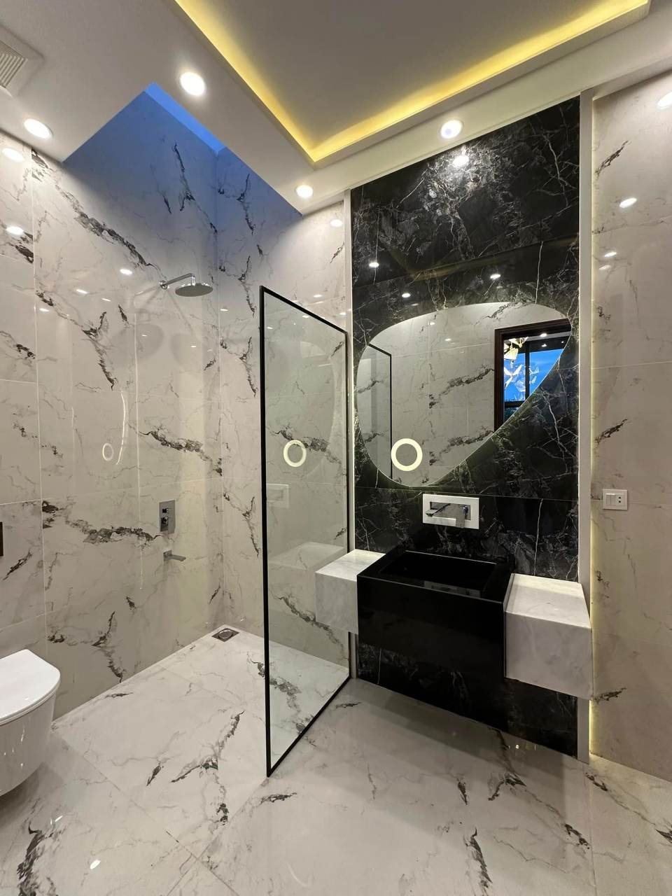 10 MARLA BRAND NEW LUXURY FULL HOUSE FOR RENT IN JASMINE BLOCK BAHRIA TOWN LAHORE