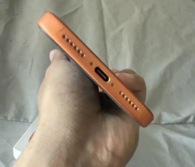 17 pro max 256gb physical esim 4 months sim time 10/10 condition