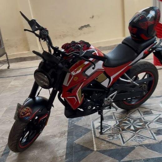 Super Star 200R 2024 Special Edition for Sale in Faisalabad – Trellis Frame Bike