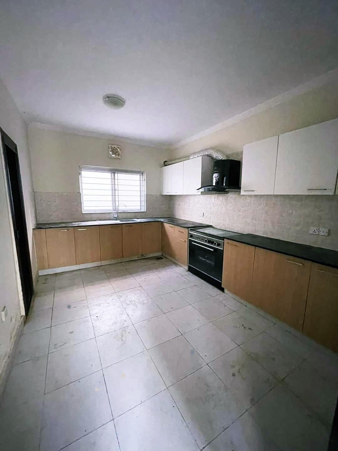 235 Sq Yd Green Belt Corner Villa for Sale in Precinct 27 Bahria Town Karachi