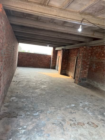 Warehousing Facility Situated In A Prime Industrial Location - Located On Kalamkaar Road