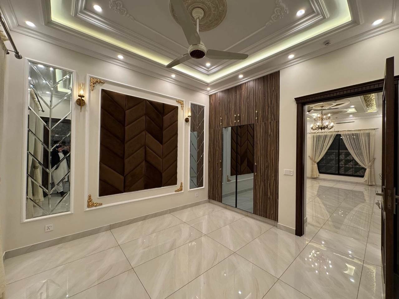 5 Marla Fully Renovated House for Rent in Bahria Town Sector D Lahore | Gas Available