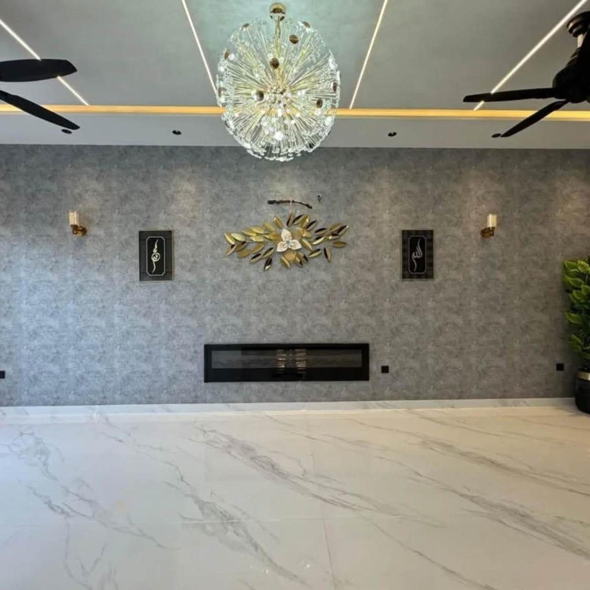 10 Marla Ultra Luxury Modern House for Sale in Bahria Town Lahore