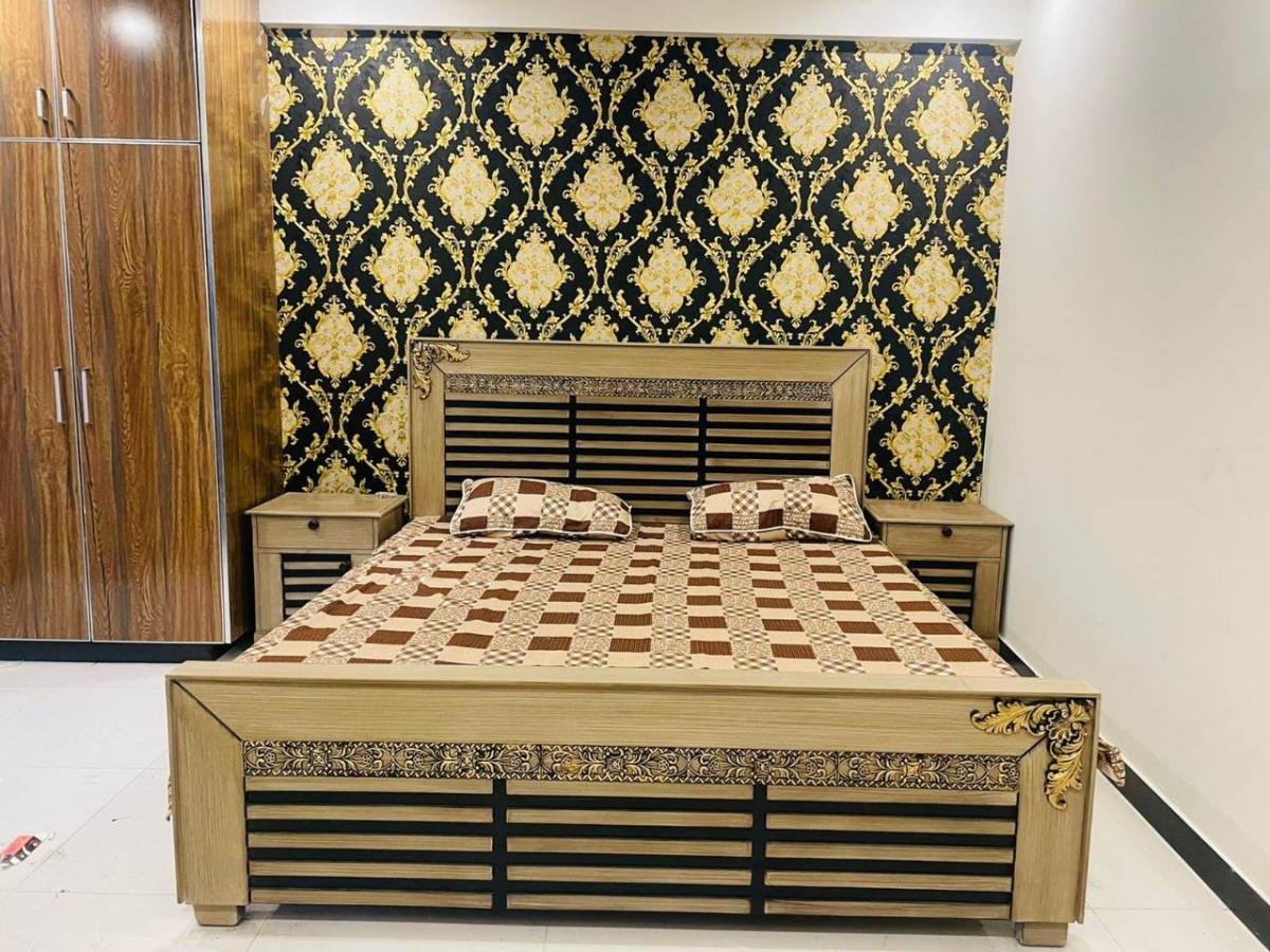 2 Bed Furnished Apartment Bahria Town Lahore | 1.5 Crore