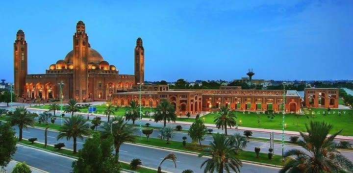 10 Marla Residential Plot for Sale in Talha Block Lahore
