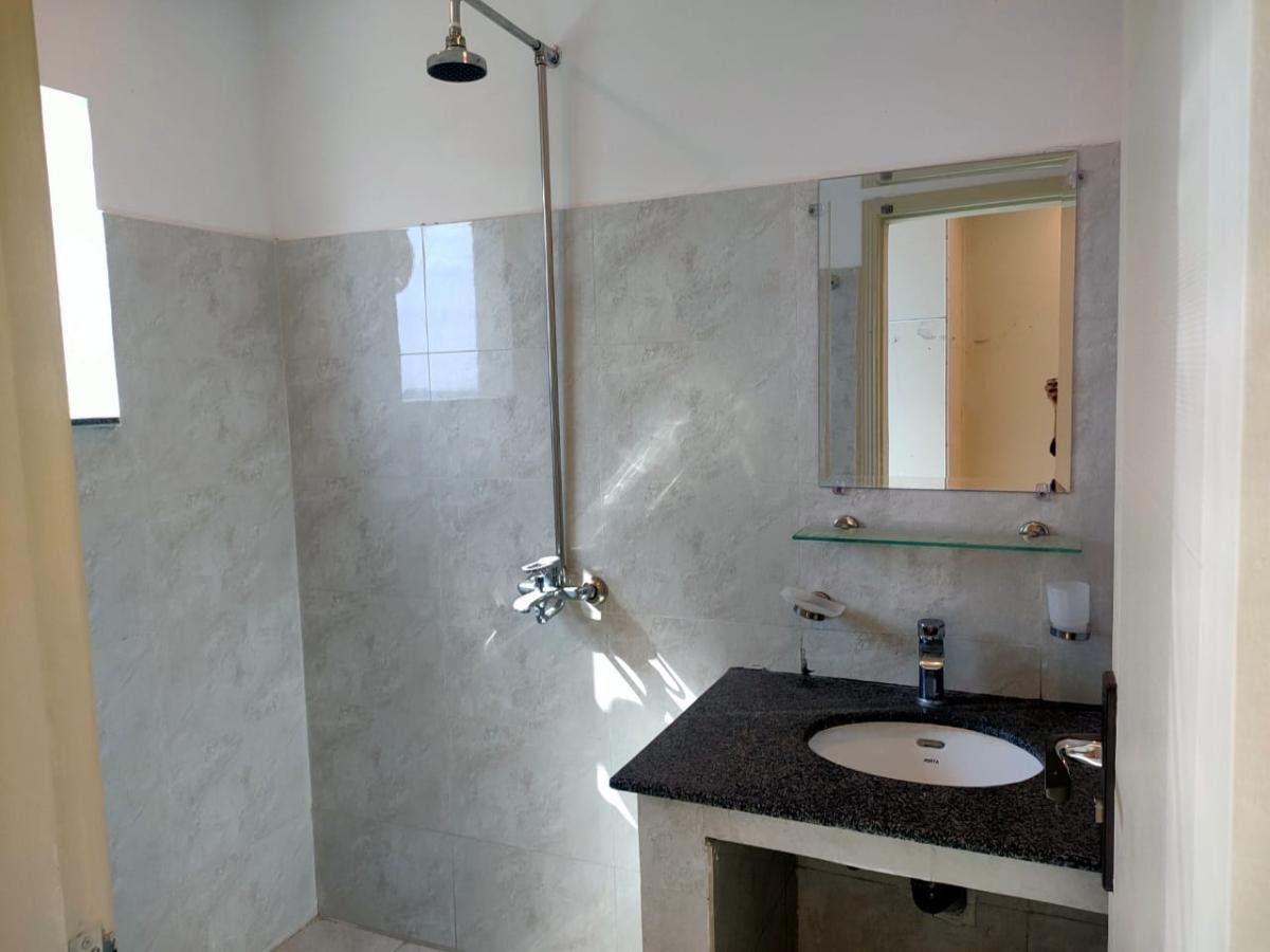2 Bed Apartment Royal Mall Lahore Rented | 1.7 Crore