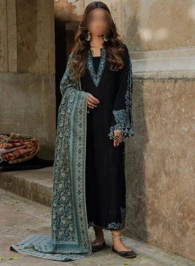 Buy Green Digital Print 3 Piece Lawn Suit for Women Online in Lahore – Trendy Lawn Dress Rs. 4000