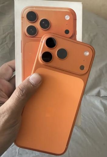 17 pro max 256gb physical esim 4 months sim time 10/10 condition