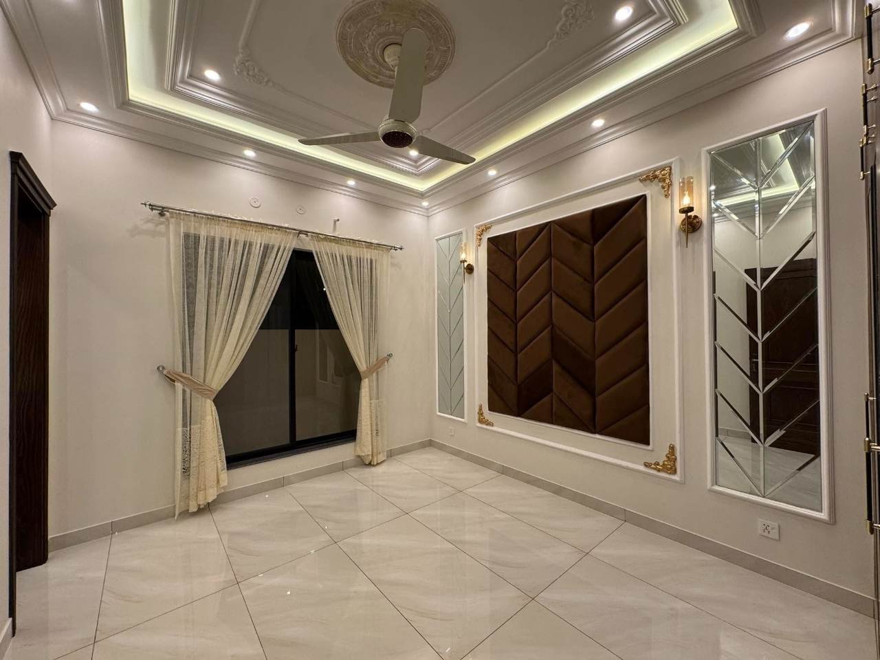 5 Marla Fully Renovated House for Rent in Bahria Town Sector D Lahore | Gas Available