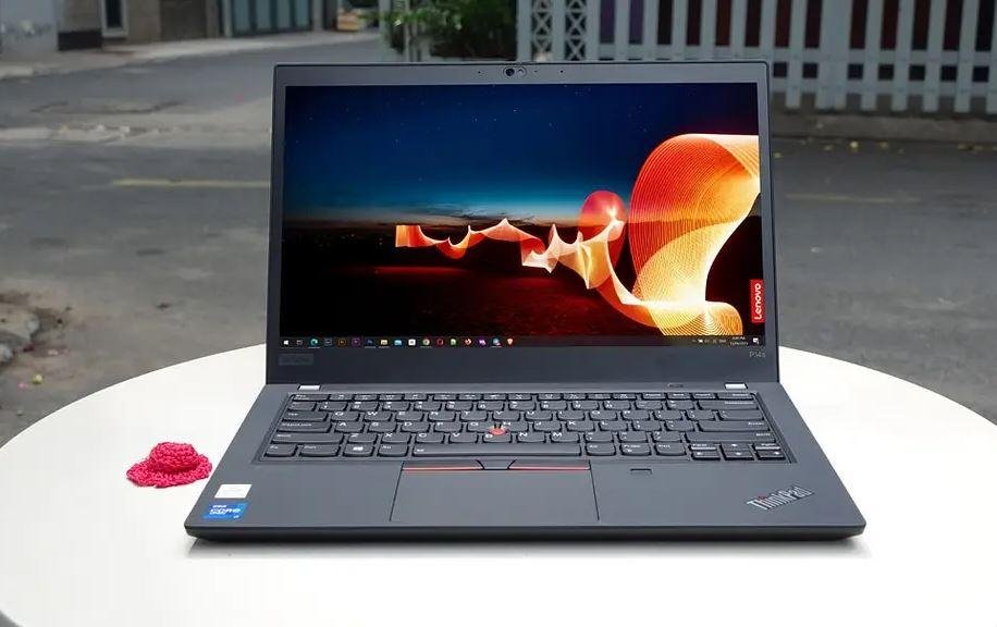 Lenovo ThinkPad P14s Gen 2 Core i7 11th Gen Workstation Laptop for Sale in Lahore