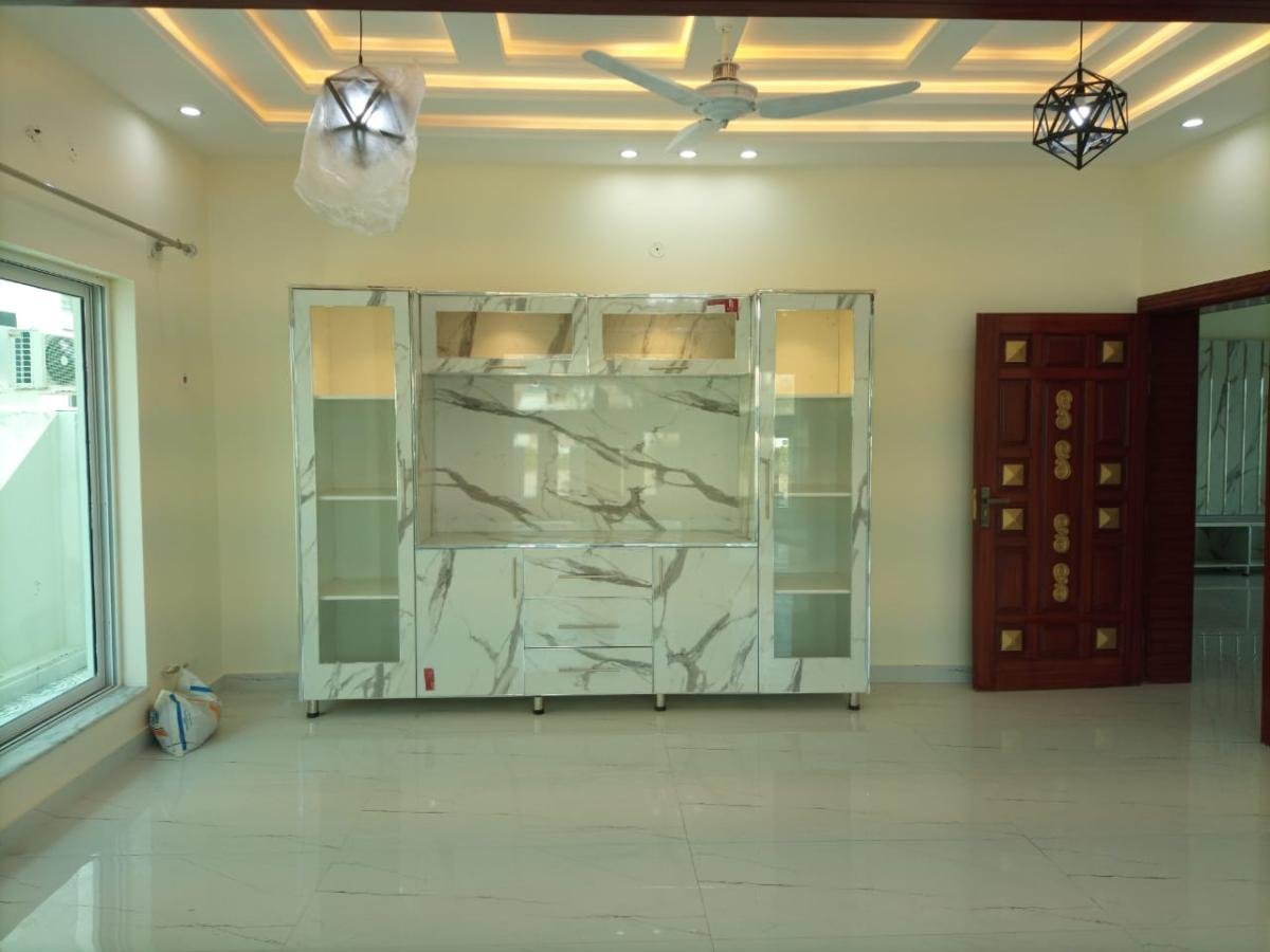 Luxury 1 Kanal Designer House For Sale In Bahria Enclave Islamabad With 20KW Solar System