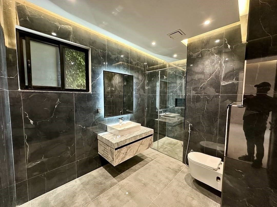 10 Marla Brand New House For Sale In Park View City