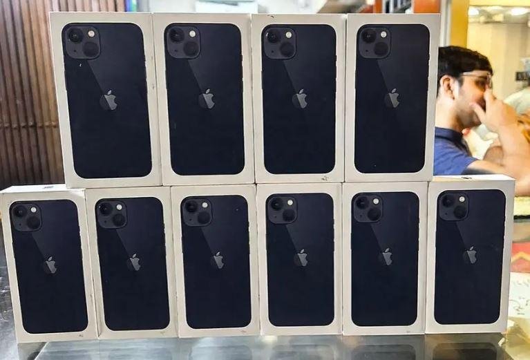 Apple iPhone 13 JV 128GB System Active Fresh Stock for Sale in Lahore