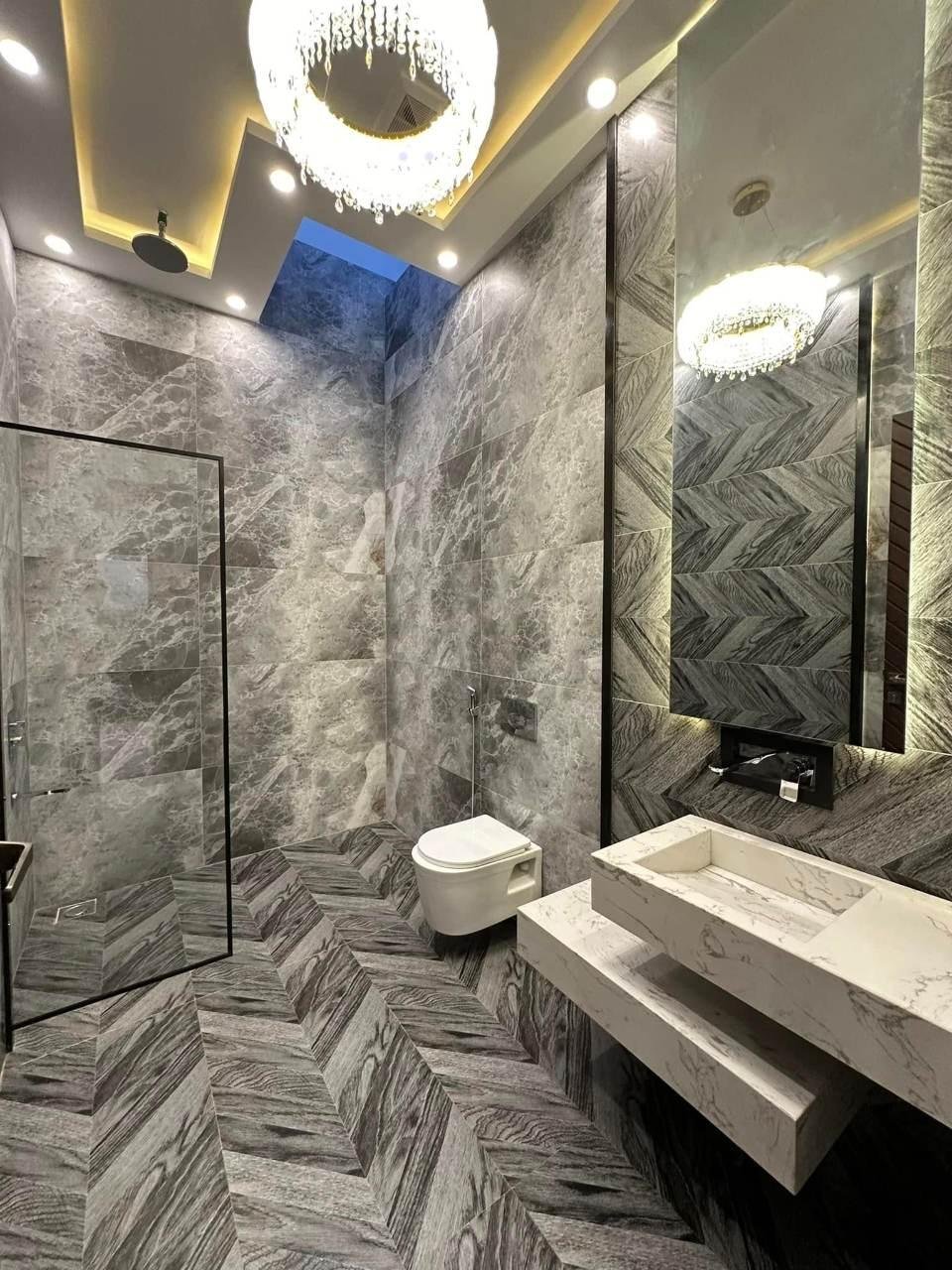 10 Marla Luxury Modern House for Sale in Park View City Lahore