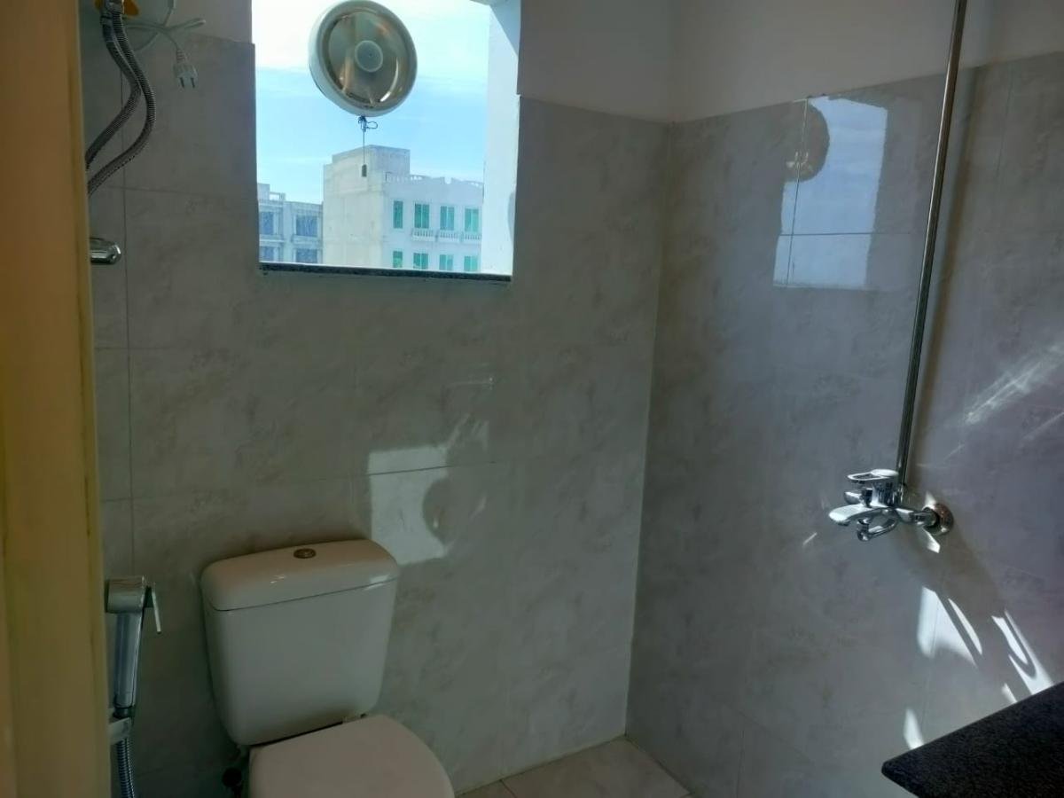 2 Bed Apartment Royal Mall Lahore Rented | 1.7 Crore
