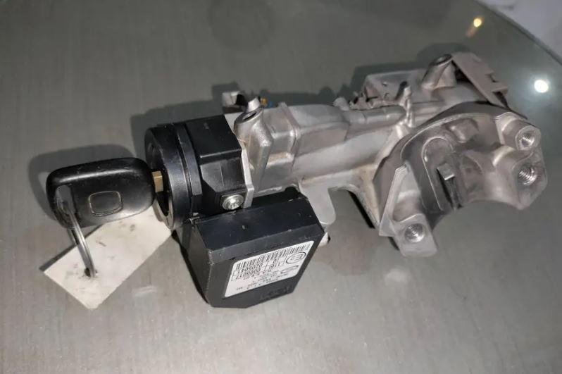 Honda City GM Original Ignition Switch with Keys for Sale in Lahore