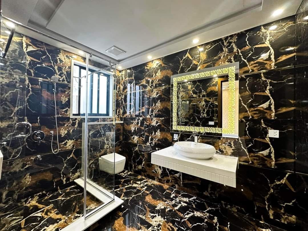 DHA Phase 7 Kanal brand new Full House proper double unit For Rent