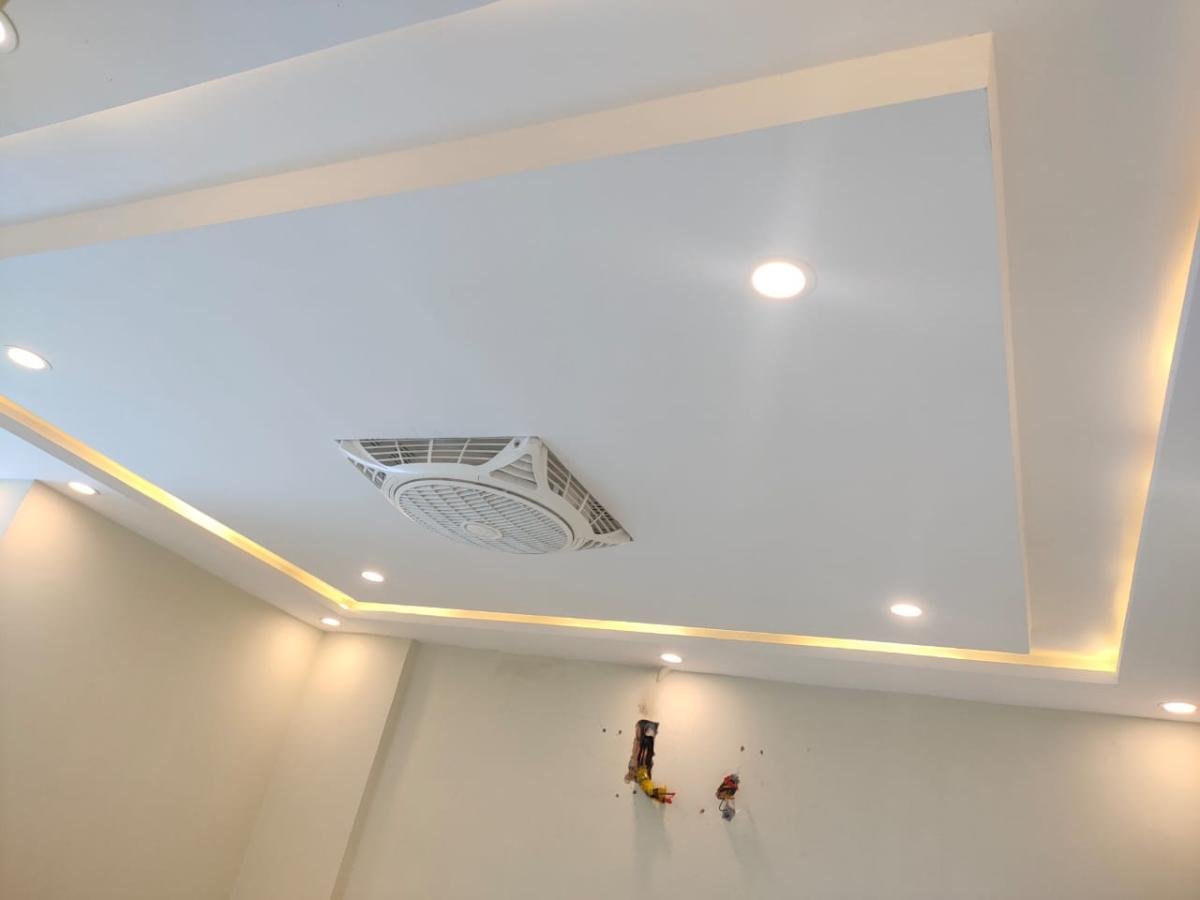 2 Bed Apartment Royal Mall Lahore Rented | 1.7 Crore