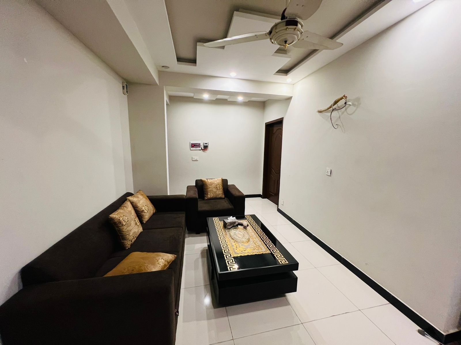 One Bed Luxury Furnished Apartment Available For Rent In Sector E Bahria Town Lahore
