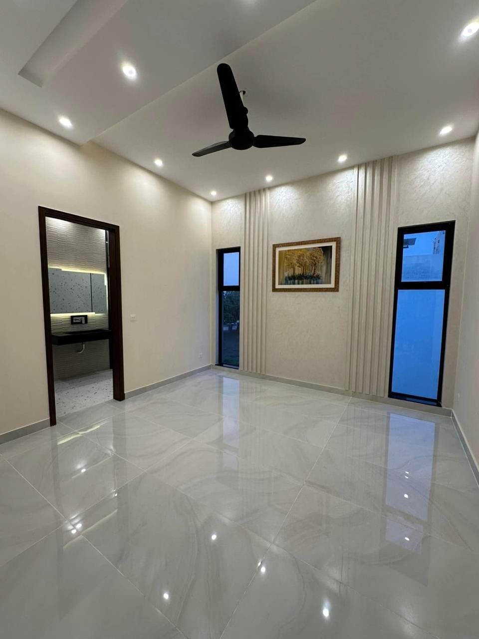 10 Marla Brand New House for Sale in Lake City Sector M2A Lahore