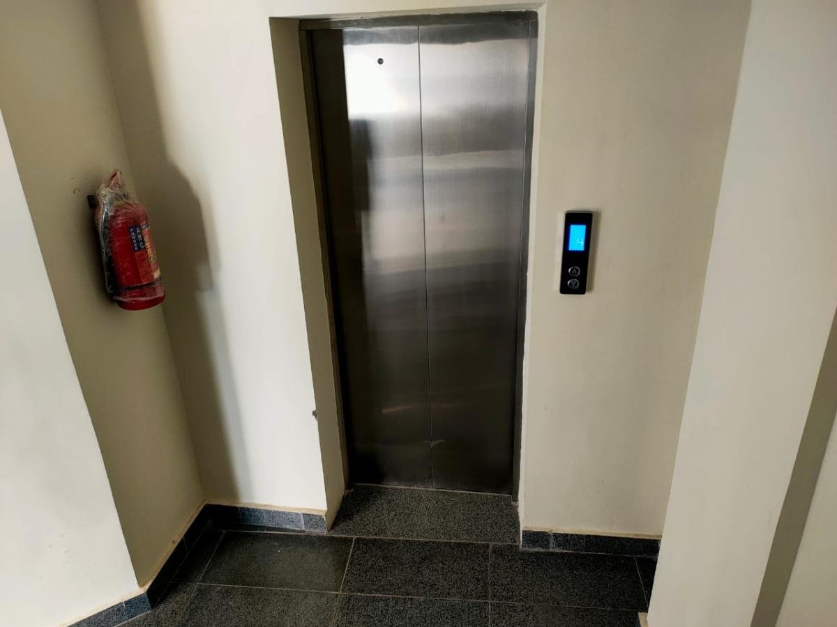 2 Bed Apartment Royal Mall Lahore Rented | 1.7 Crore