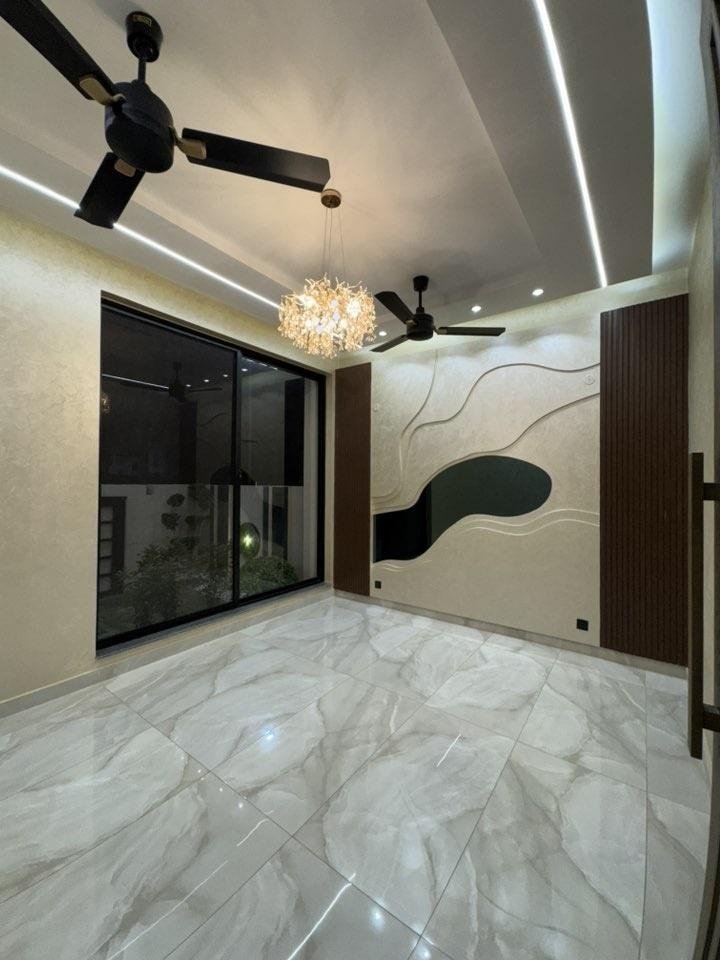 10 Marla Brand New House for Sale in Bahria Town Lahore – Jasmine Block