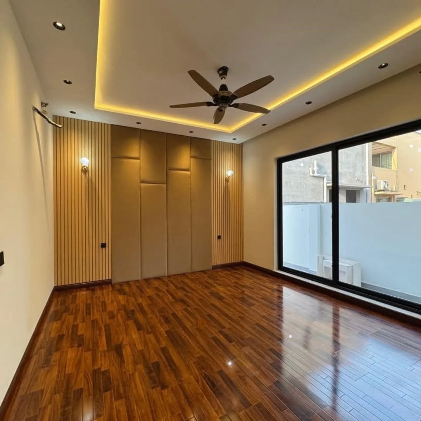 3 Years Installments Plan 10 Marla Brand New House For Sale In Park View City