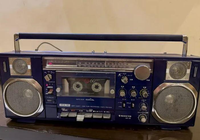 Sanyo V8 Made in Japan – Fully Working Condition