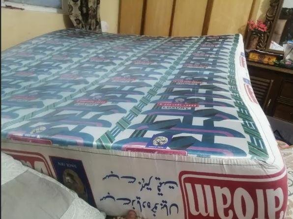 DuraFoam King Size Mattress (8 Inch) – Excellent Condition | 2 Available | Islamabad