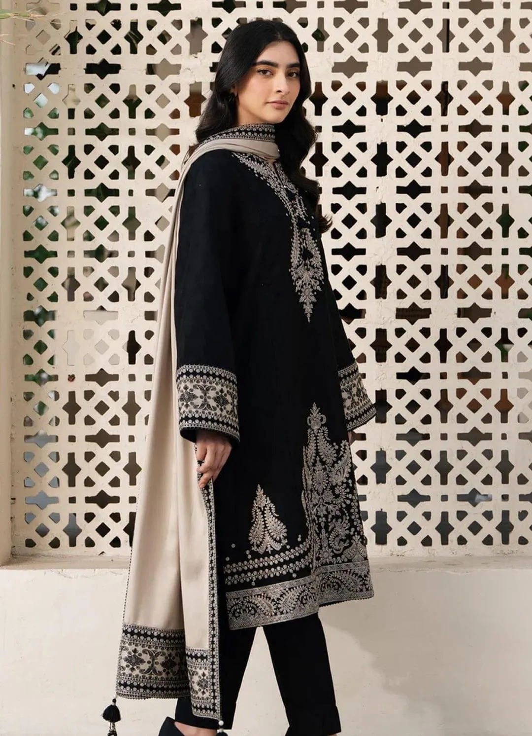 Black Embroidered Kurta Set with Beige Shawl for Women