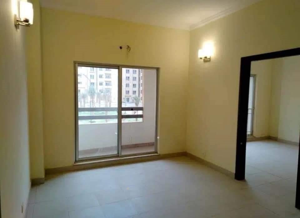 2950 Sq Ft 4 Bed Luxury Apartment for Sale in Bahria Apartments Karachi – Tower 8 Near Main Entrance | Ready to Move | PKR 2.5 Crore