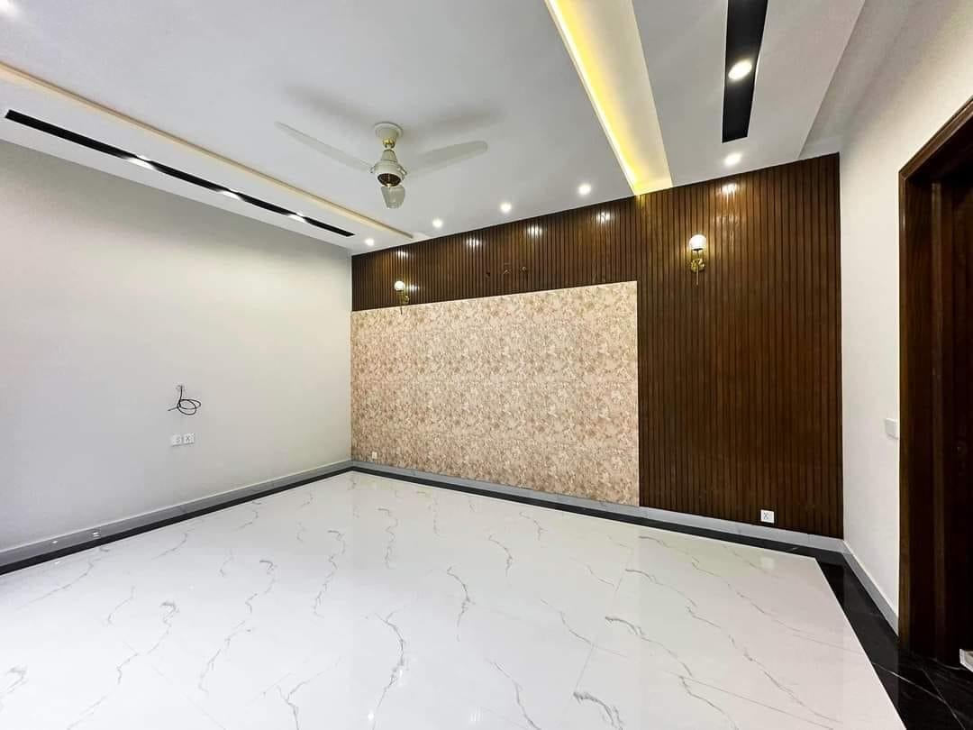 1 Kanal Luxurious House for Rent in Jasmine Block Bahria Town Lahore