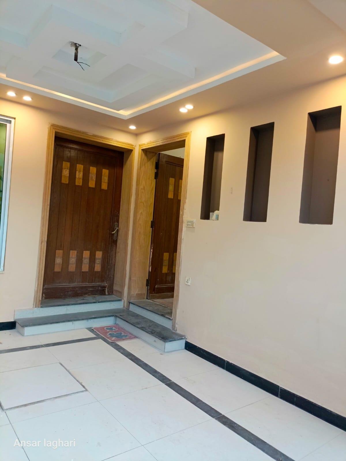 5 Marla House for Sale – 4 Bed Used House with Parking in Gated Community
