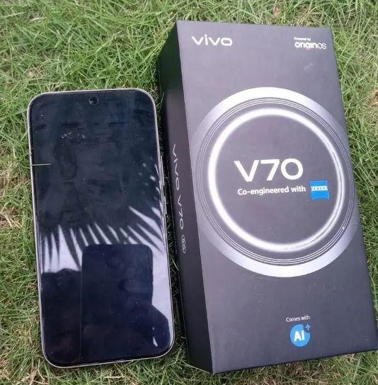 Vivo V70 for Sale in Islamabad | Box Pack Condition