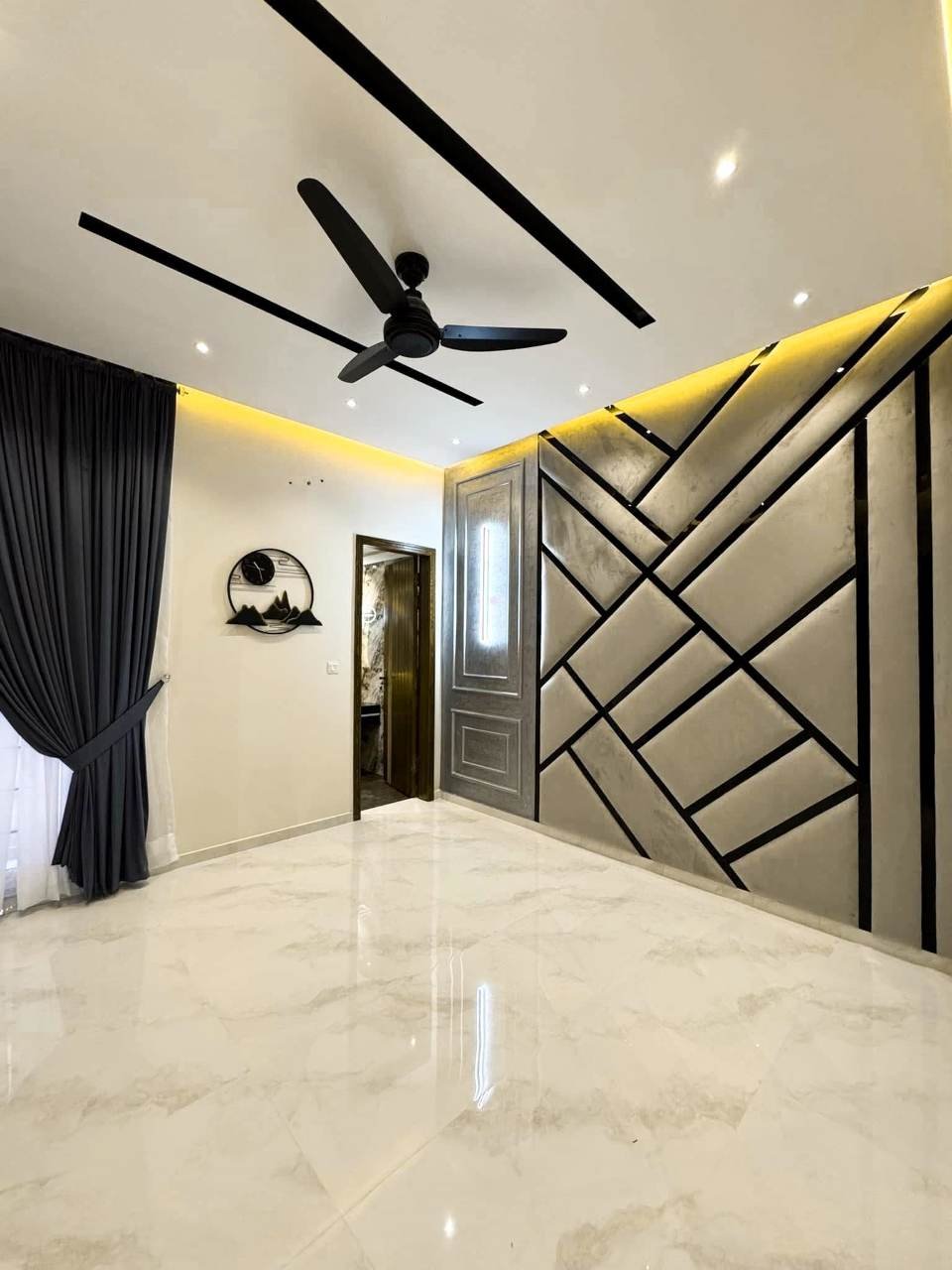 10 Marla Brand New Luxury Lower Portion Available For Rent In Bahria Town Lahore