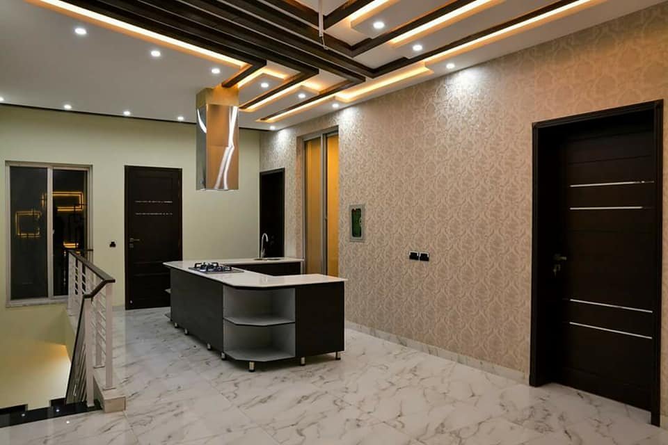 10 Marla Brand New House For Rent In Chambelli Block Of Bahria Town Lahore