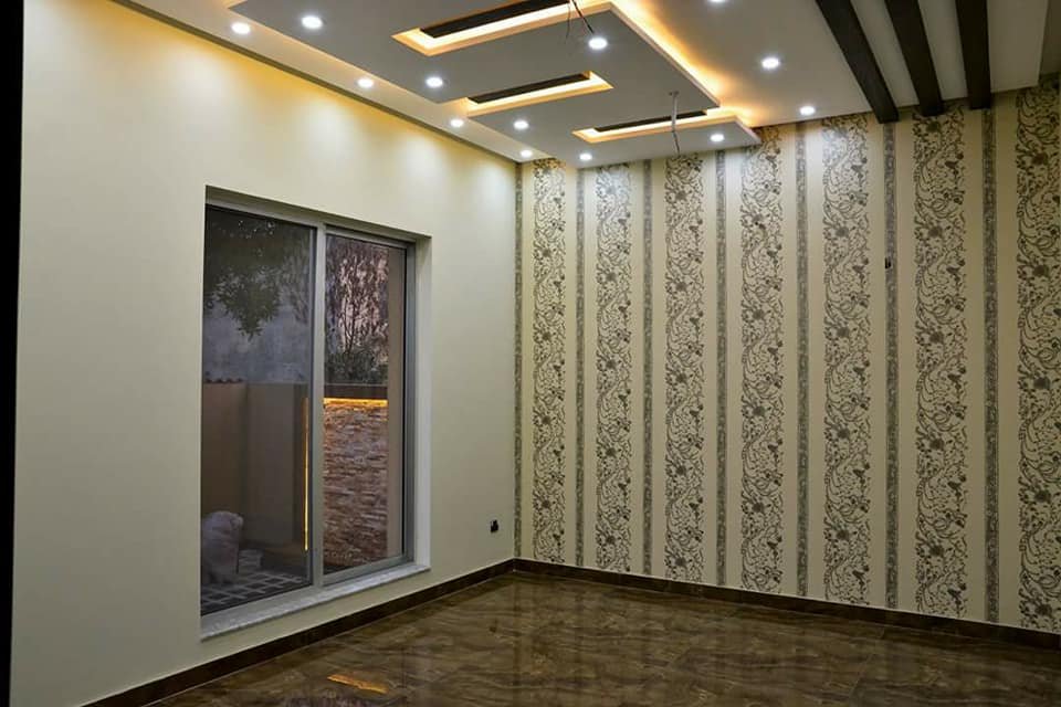 10 Marla Brand New House For Rent In Chambelli Block Of Bahria Town Lahore