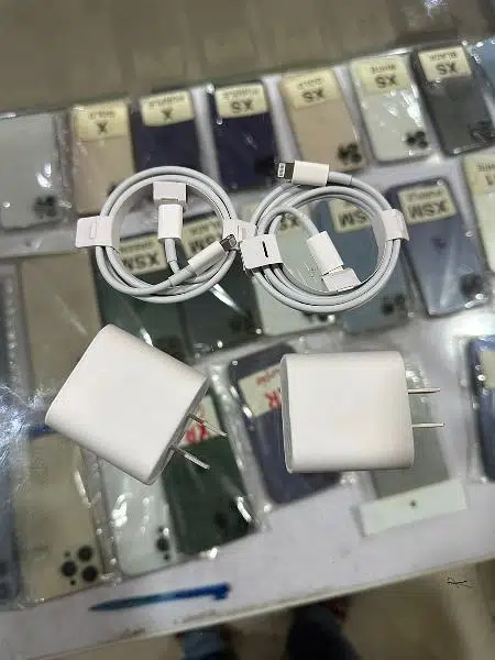 apple iphone 20 watt original charger org american stock