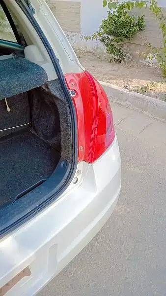 suzuki swift dlx 1.3 nav for sale