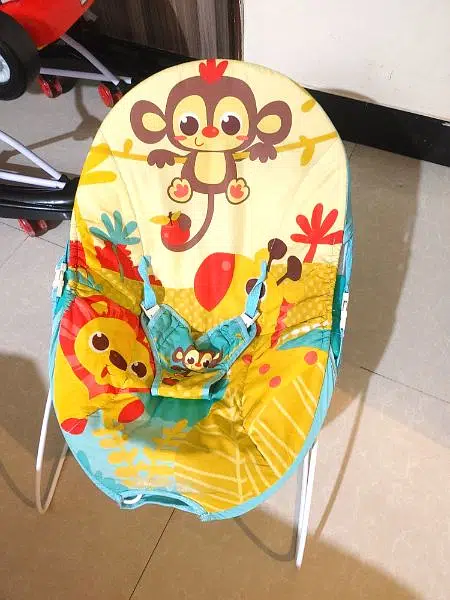 baby bouncer in excellent condition