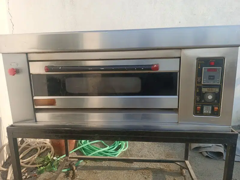 pizza machine and showerma machine