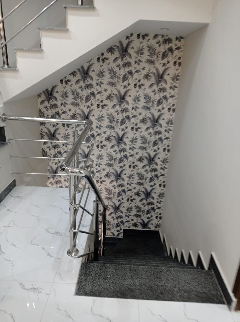 4 Beds Brand New Luxury House For Sale Located In Park View City Lahore