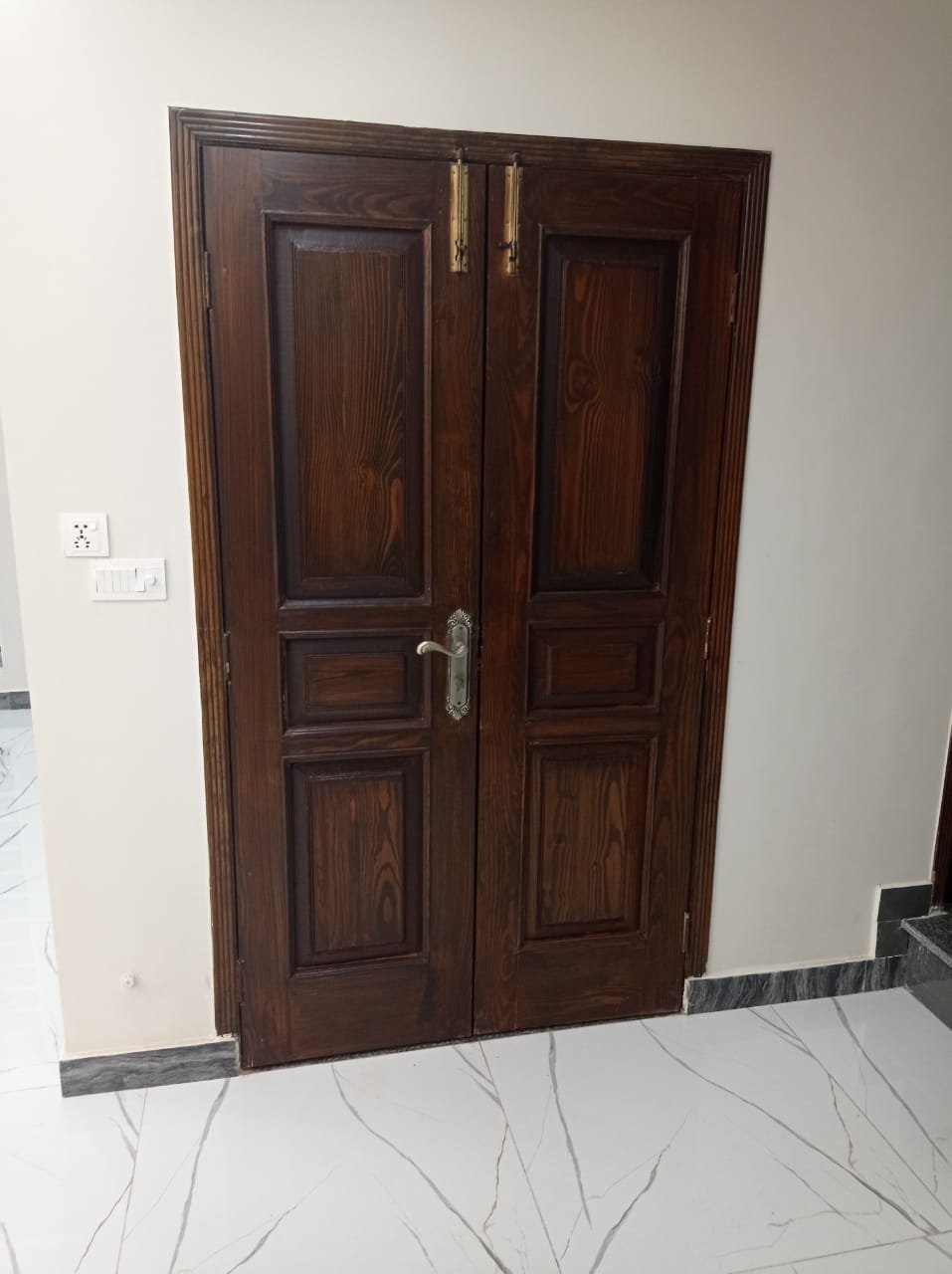 4 Beds Brand New Luxury House For Sale Located In New Lahore City