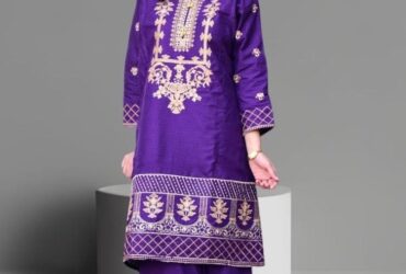 Luxe Linen Elegance: 2-Piece Women's Embroidered Suit | Shop Now