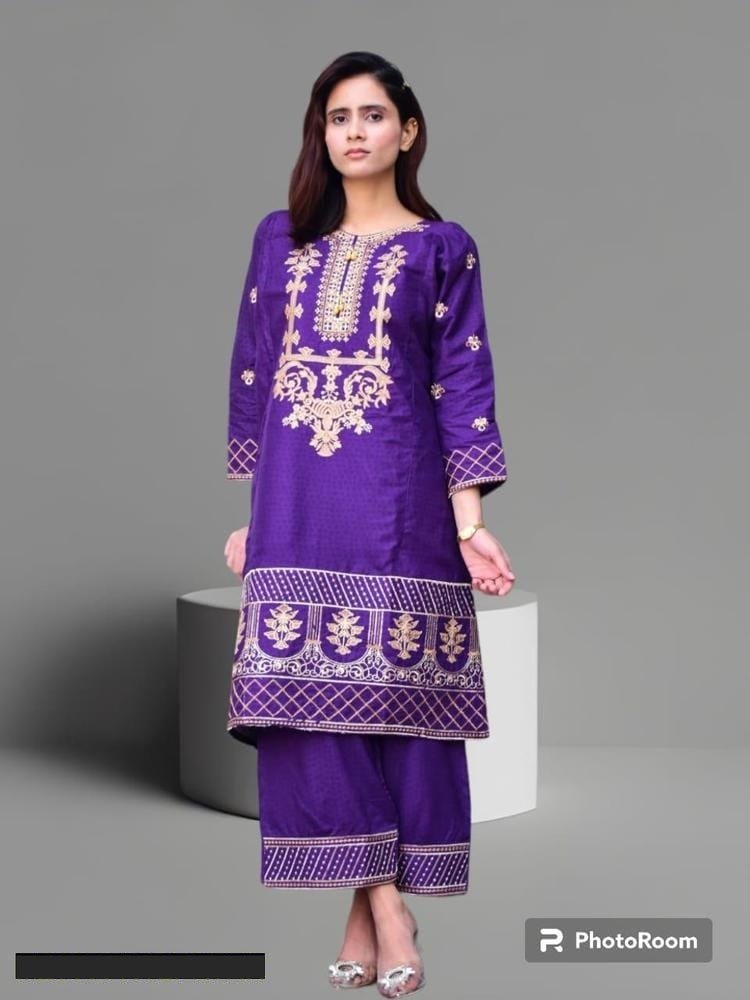 Luxe Linen Elegance: 2-Piece Women's Embroidered Suit | Shop Now