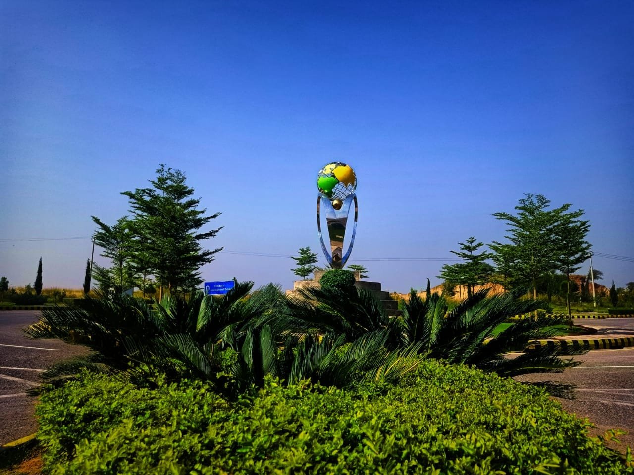 Gulberg Greens 5 Kanal Farmhouse Plot Developed And Possession In B Block For Sale